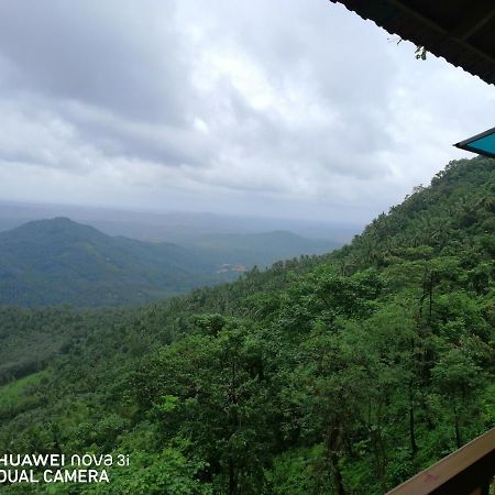 สโตน ฮิลล์ Hotel Kannur ภายนอก รูปภาพ