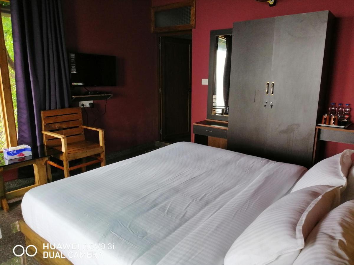 สโตน ฮิลล์ Hotel Kannur ภายนอก รูปภาพ