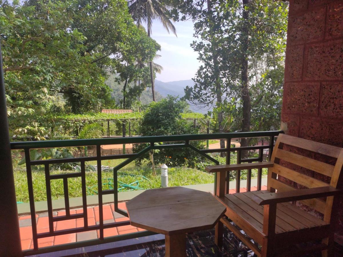 สโตน ฮิลล์ Hotel Kannur ภายนอก รูปภาพ