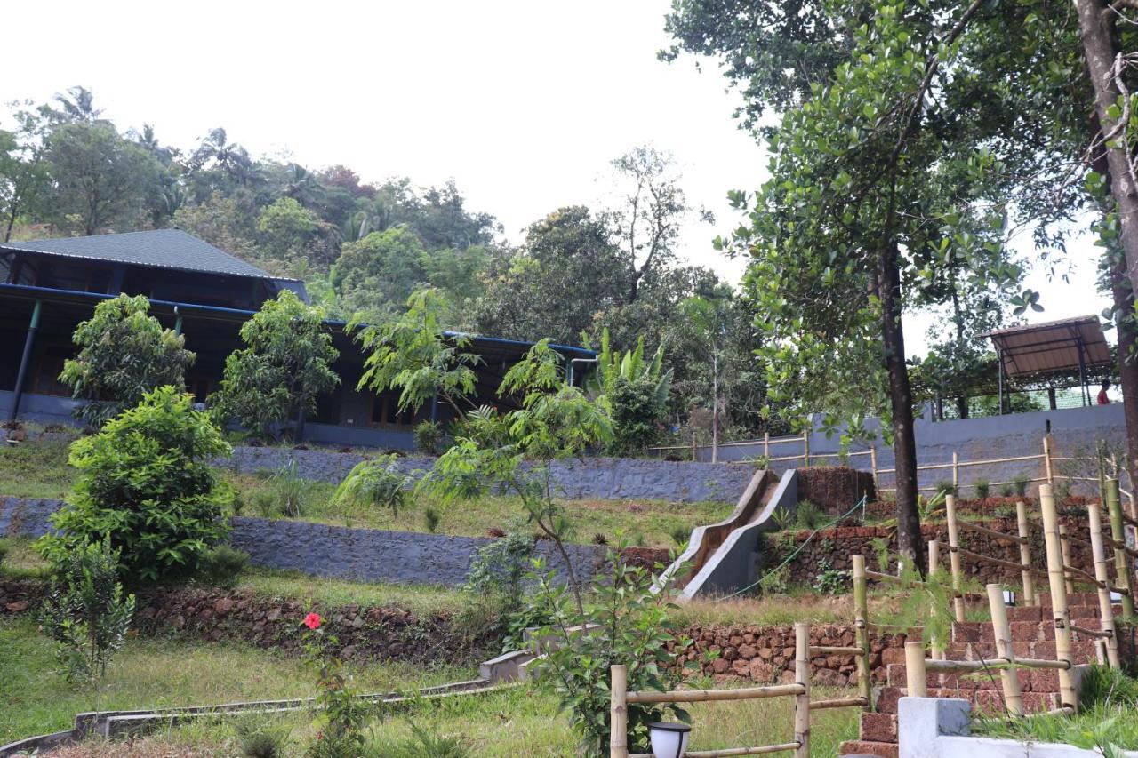 สโตน ฮิลล์ Hotel Kannur ภายนอก รูปภาพ