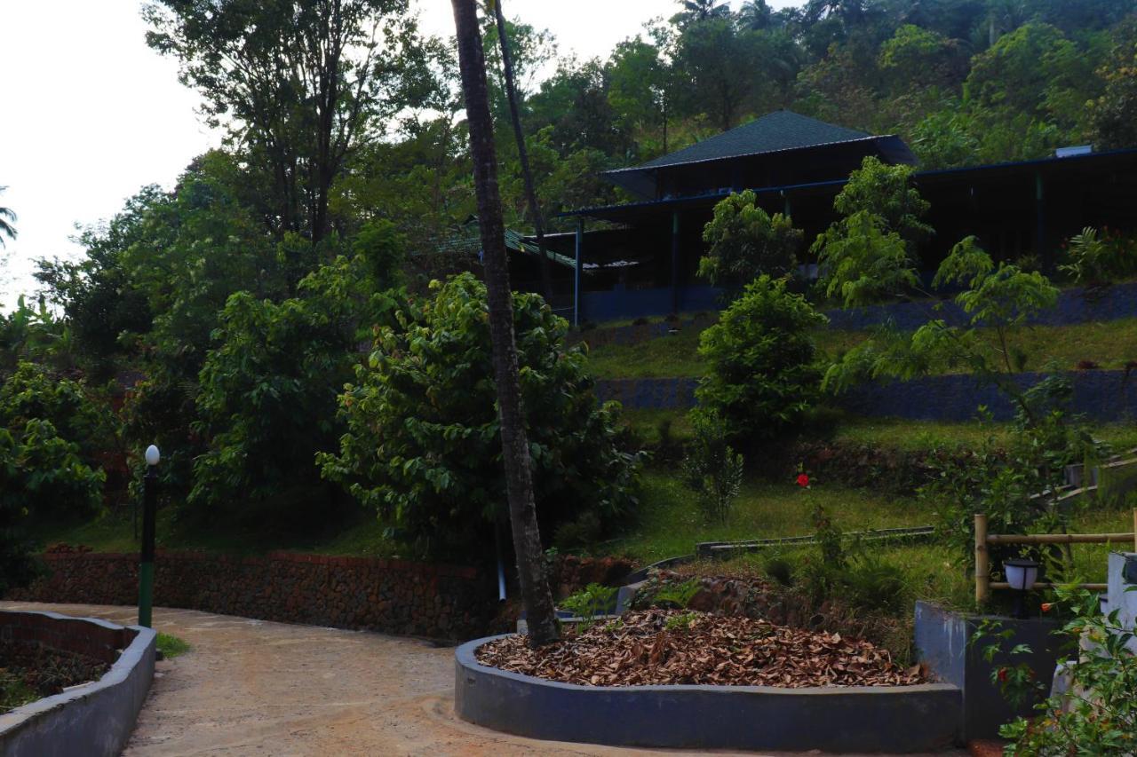 สโตน ฮิลล์ Hotel Kannur ภายนอก รูปภาพ