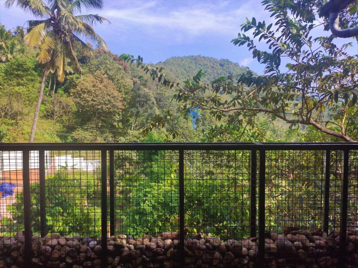 สโตน ฮิลล์ Hotel Kannur ภายนอก รูปภาพ