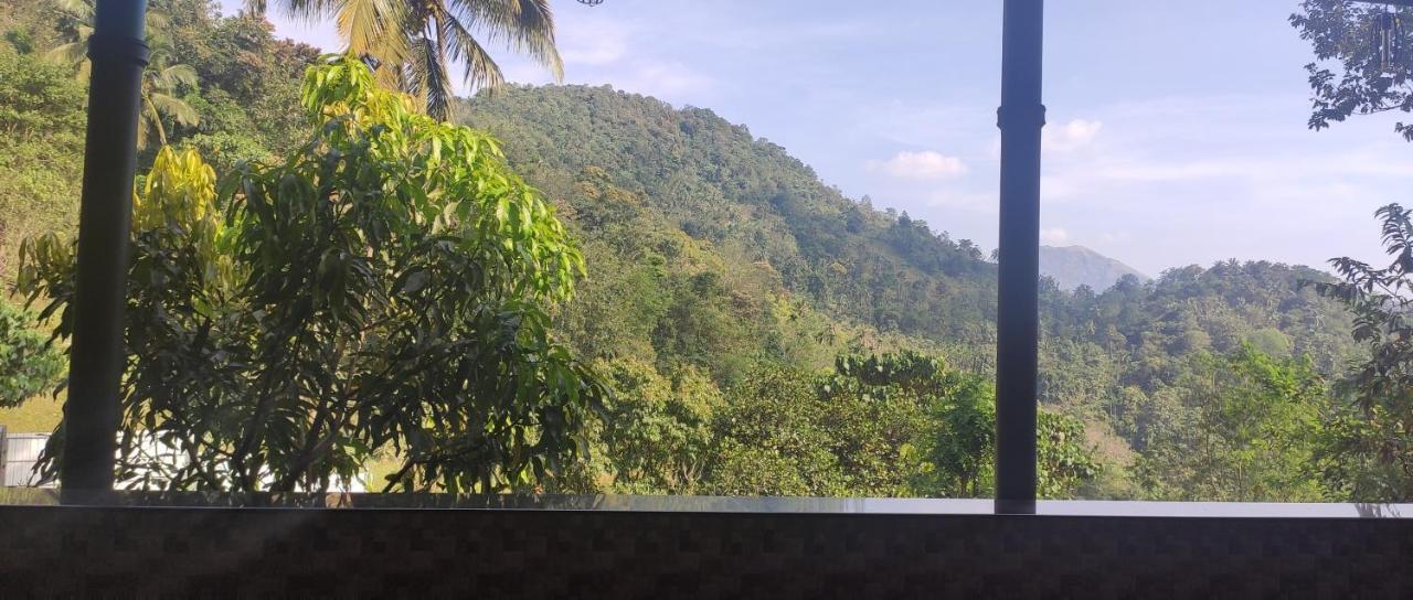 สโตน ฮิลล์ Hotel Kannur ภายนอก รูปภาพ