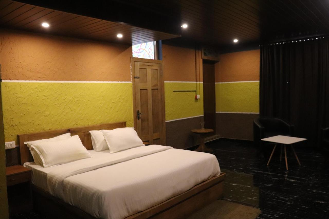 สโตน ฮิลล์ Hotel Kannur ภายนอก รูปภาพ
